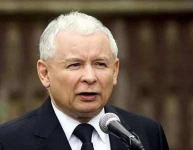 Miniatura: "Tusk jak Gomułka". Kaczyński pisze do...