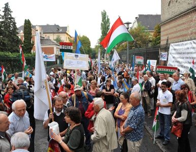 Miniatura: Armenia: rozwścieczeni manifestanci...