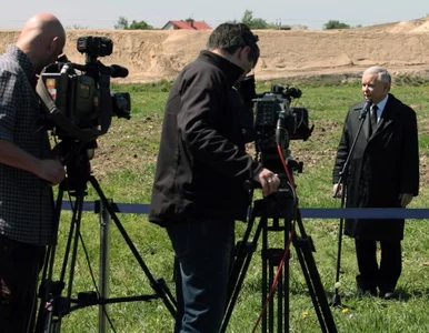 Miniatura: Kaczyński apeluje z autostrady A2: nie...