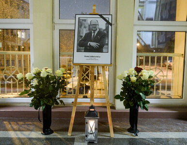 Miniatura: Pogrzeb Pawła Adamowicza. Urząd miasta...