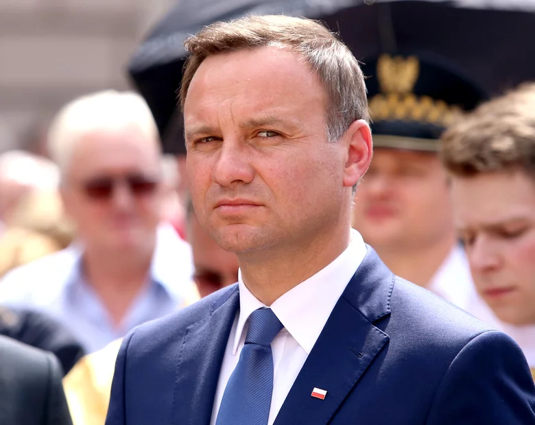 Miniatura: Duda ponawia zaproszenie dla szefowej MSW