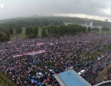 Miniatura: 100 tys. ludzi na Marszu Jedności w...