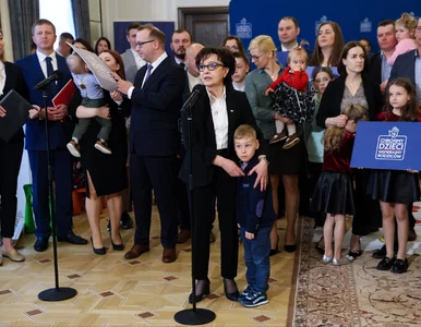 Miniatura: Marszałek Sejmu: Należy pozwolić rodzicom...