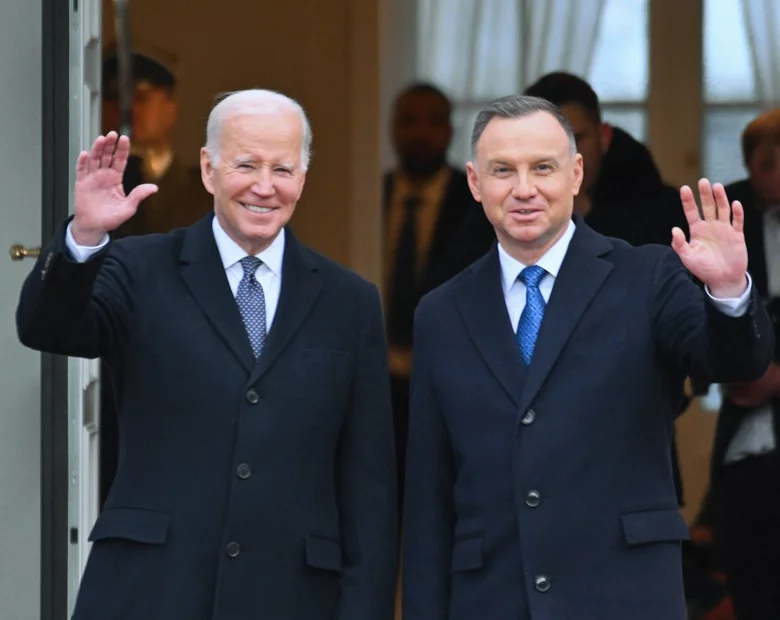 Miniatura: Biden spotka się z Dudą i Tuskiem w Białym...