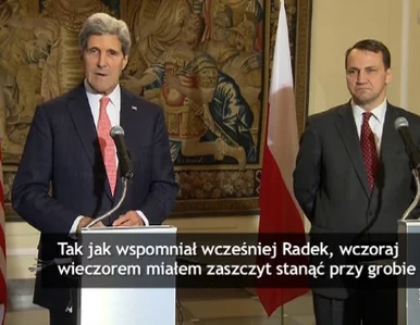 Miniatura: Wpadka Johna Kerry'ego podczas konferencji...