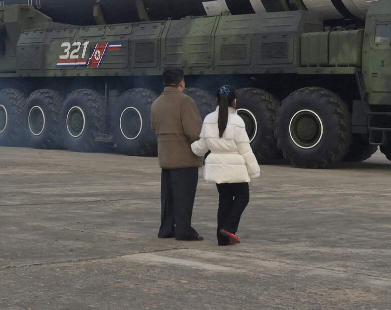 Kim Dzong Un pokazał córkę. To ona będzie władać Koreą Północną