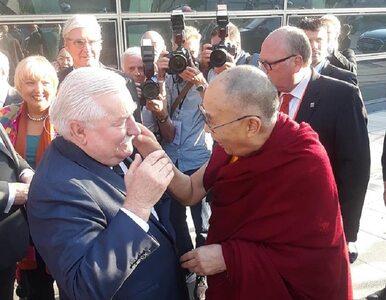 Miniatura: Lech Wałęsa spotkał się z Dalajlamą. Padły...