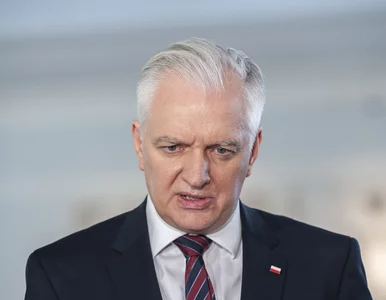 Miniatura: Jarosław Gowin nie zostawia suchej nitki...