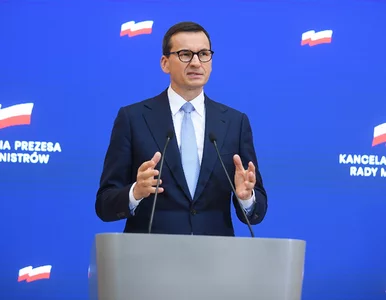 Miniatura: Premier ogłasza program oszczędzania....