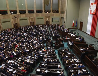 Miniatura: Posłowie spierają się o miejsca w Sejmie....
