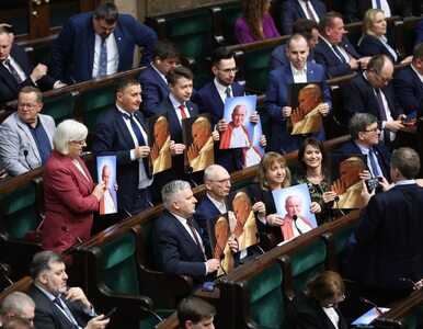 Miniatura: Sejm podjął decyzję ws. uchwały o obronie...