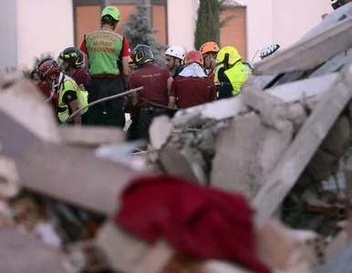 Miniatura: Sześćdziesiąt wstrząsów wtórnych we...