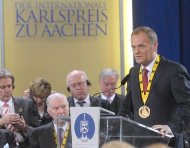 Tusk: nagrodę Karola Wielkiego dedykuję ofiarom katastrofy smoleńskiej