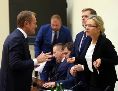 Miniatura: Tusk po wyjściu z przesłuchania:...