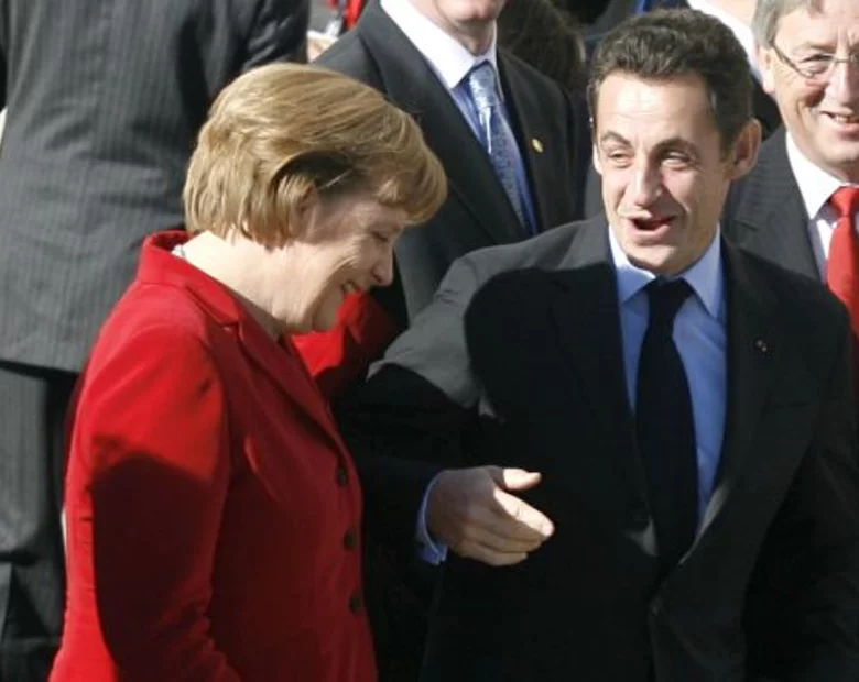 Miniatura: Merkel, Sarkozy, Cameron i dwóch innych...