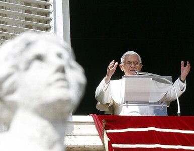 Miniatura: Papież i premier Włoch składają sobie...