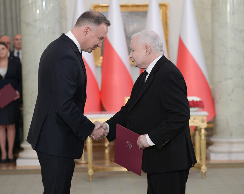 Miniatura: Jarosław Kaczyński wrócił do rządu....
