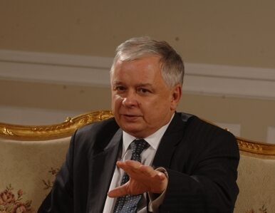 Rząd chce by Kaczyński pojechał do Katynia