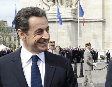 Miniatura: Sarkozy żegna się z rządem