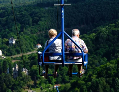 Miniatura: Bon turystyczny dla seniorów. Ustawa...