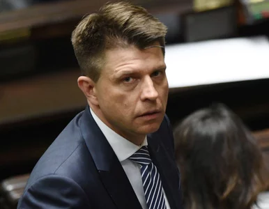 Miniatura: Petru: Arogancja władzy dała PiS wygraną w...