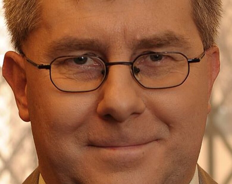 Miniatura: Czarnecki: premier ściął głowę Bondarykowi