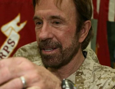 Miniatura: Santorum nie ma szans - Chuck Norris jest...