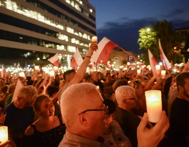 Miniatura: „Wszyscy dziwnym trafem mają identyczne...