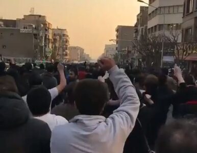 Miniatura: Gwałtowne protesty w Iranie. Są pierwsi...