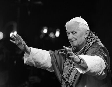 Miniatura: Politycy żegnają Benedykta XVI....