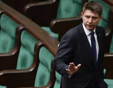 Miniatura: Petru: Żeby sfinansować obietnice Szydło...