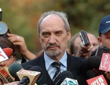 Miniatura: Macierewicz: co działo się z mordercą od...