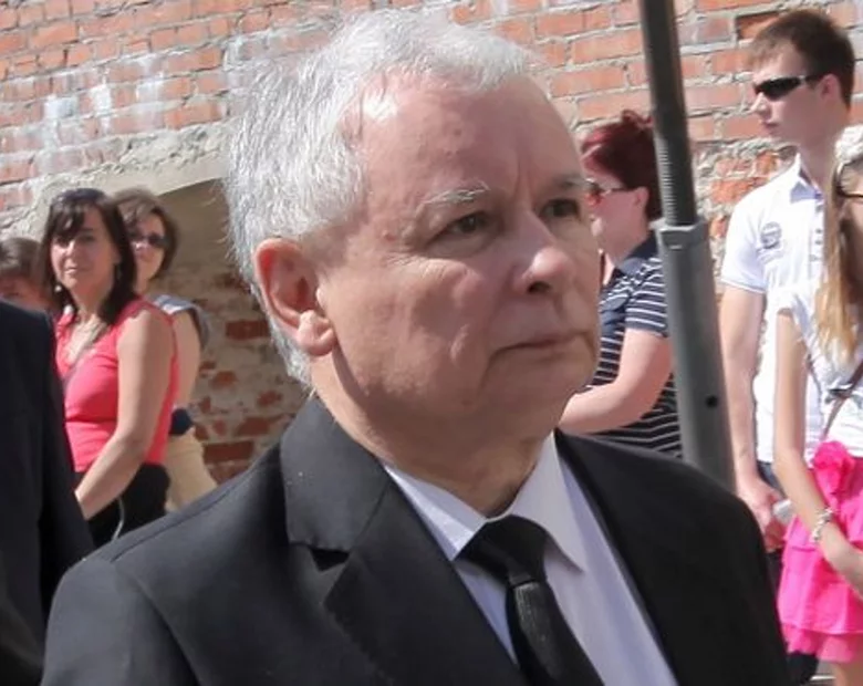 Miniatura: "Kaczyński zaprzeczył polityce brata. Nie...