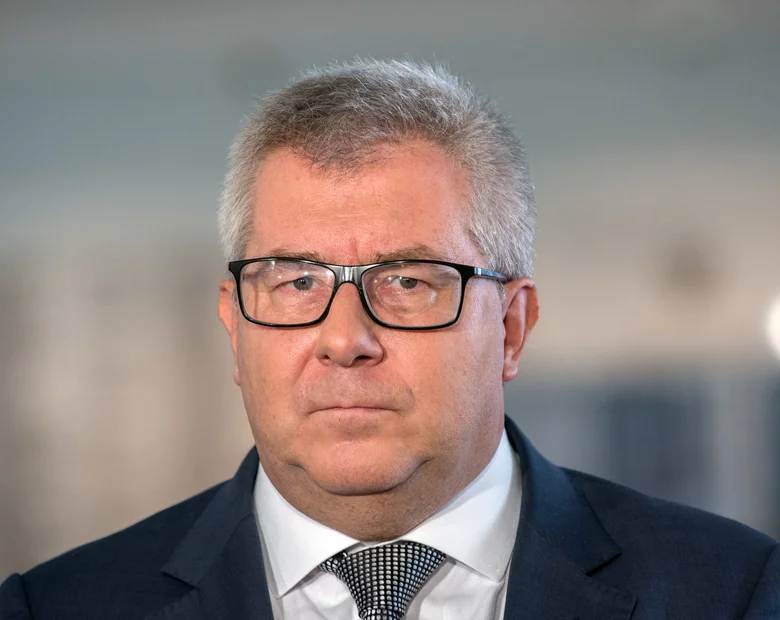 Miniatura: Czarnecki o europosłance PO: Wcześniej...