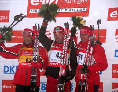 Miniatura: Biathlon: Sikora poza 30-stką