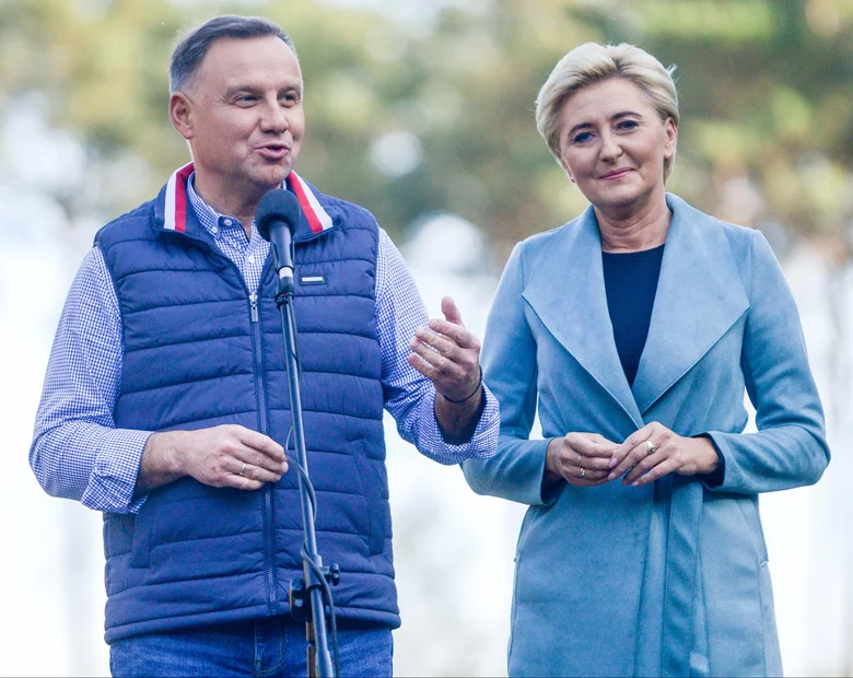 Miniatura: Andrzej Duda wraz z żoną złożyli życzenia...