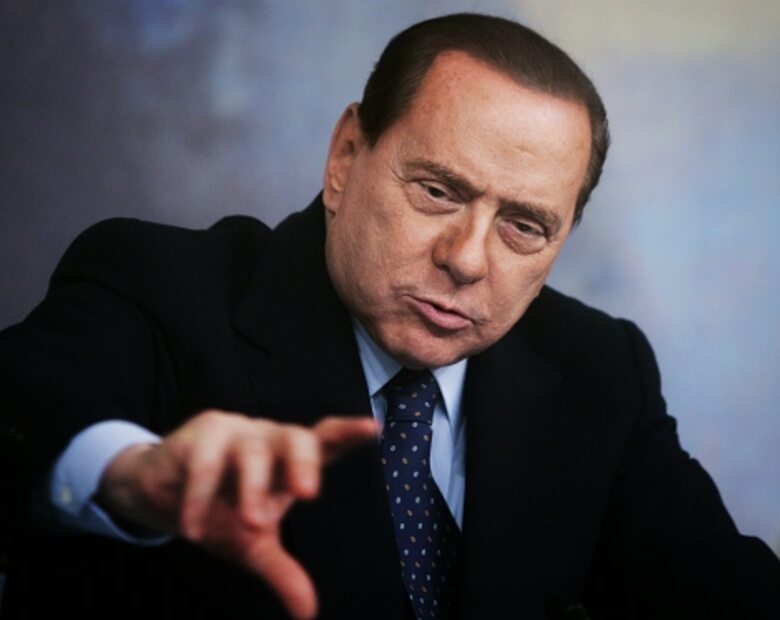 Miniatura: Berlusconi będzie się bronił dobroczynnością?