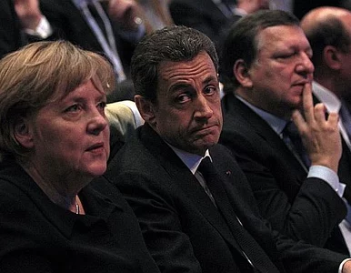 Miniatura: Merkel zadowolona ze szczytu. Sarkozy...