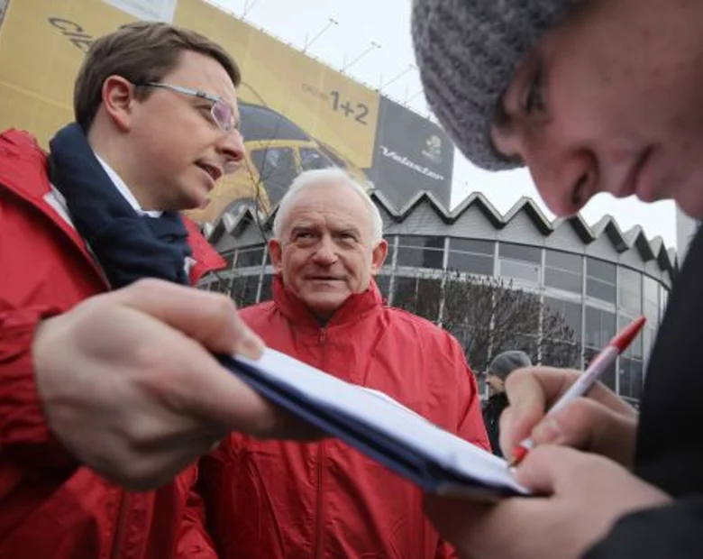 Miniatura: PO i PiS nie chcą pytać Polaków o zdanie w...