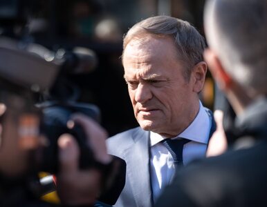 Opozycja komentuje spóźnienie Dudy. Tusk „uprzedza pytania TVP”, a...