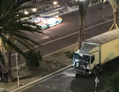 Miniatura: Zamach terrorystyczny w Nicei. Ciężarówka...