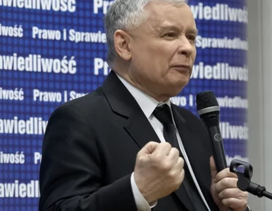 Miniatura: Kaczyński: Komorowskiego otaczają ludzie...