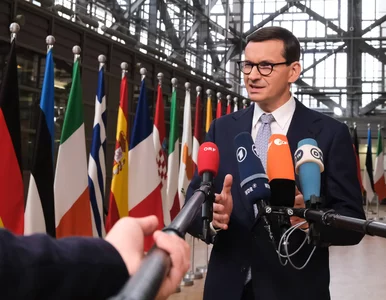 Miniatura: Morawiecki idzie na wojnę. „Unia jest...