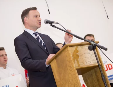 Miniatura: Duda ogłosił projekt ustawy o obniżeniu...