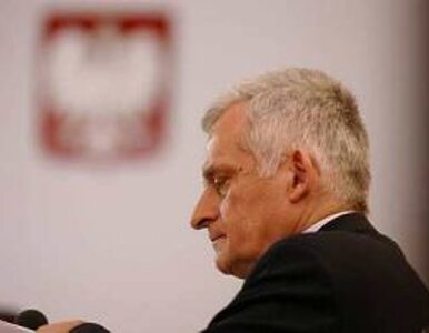 Miniatura: Buzek: nie było żadnych umów z CIA