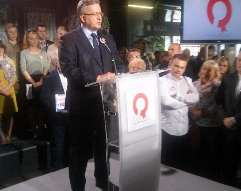 Miniatura: Komorowski zaprezentował nowe hasło oraz...