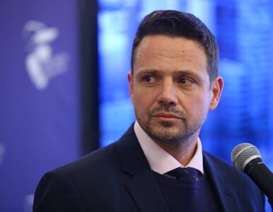 Miniatura: Rafał Trzaskowski przyznaje podwyżki...