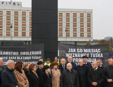 Miniatura: Nazwiska Tuska i Putina zestawione na...