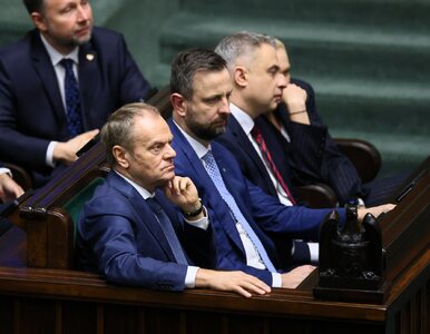 Miniatura: Premier Tusk ogranicza aktywność....