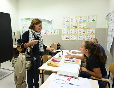 Włosi ruszyli do urn wyborczych. „Nie należy wykluczać niespodzianek”